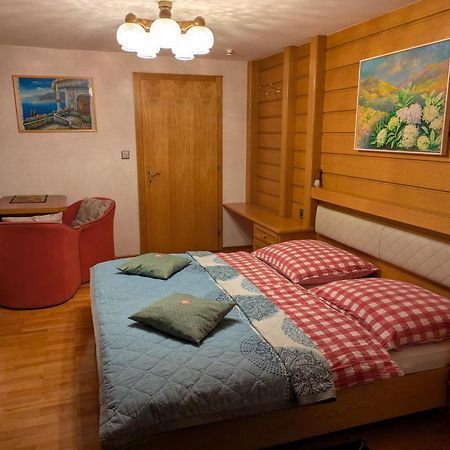 Montahaus Retro Apartments Vandans Ngoại thất bức ảnh