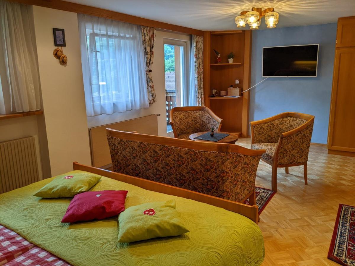 Montahaus Retro Apartments Vandans Ngoại thất bức ảnh