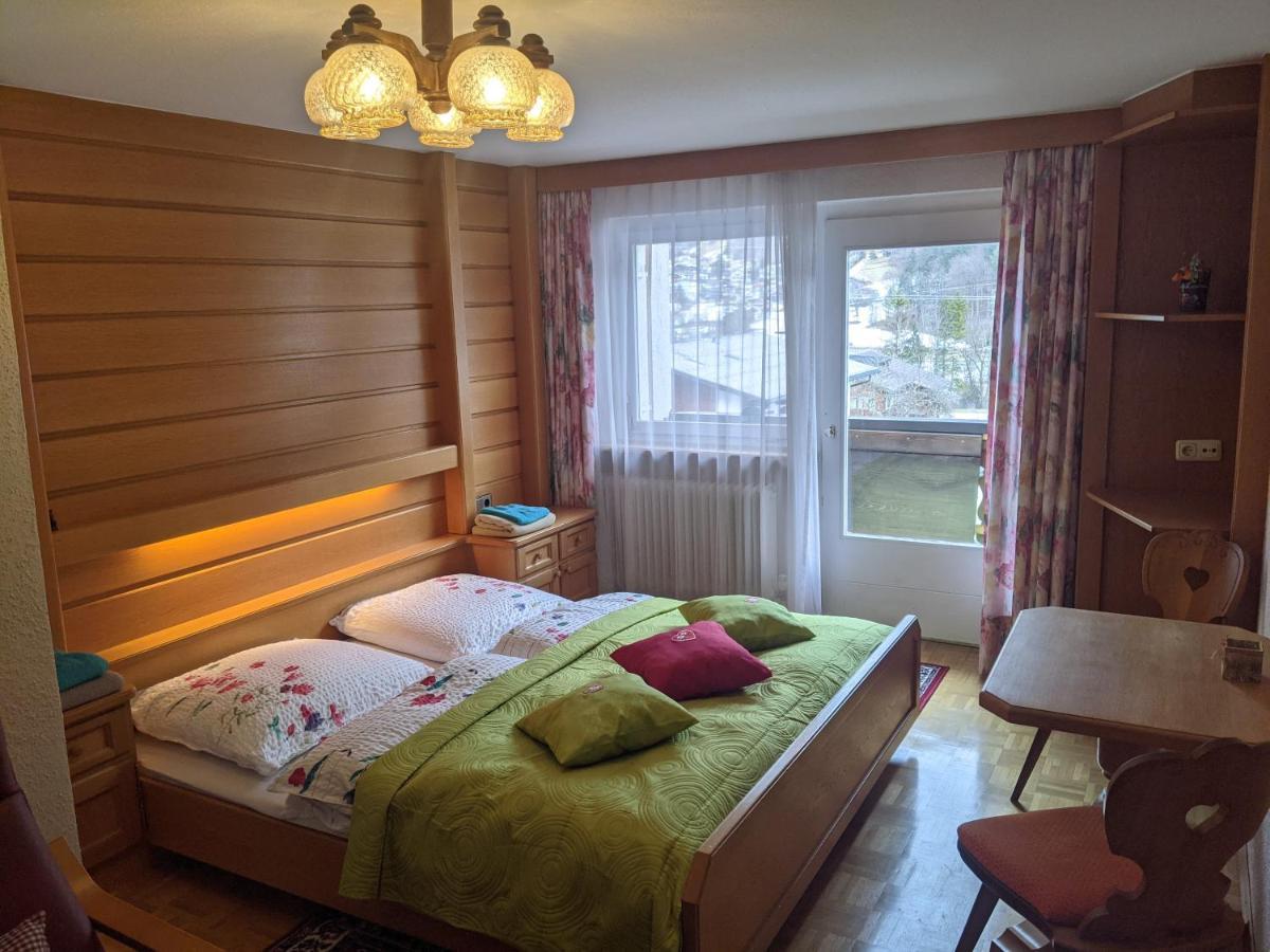Montahaus Retro Apartments Vandans Ngoại thất bức ảnh