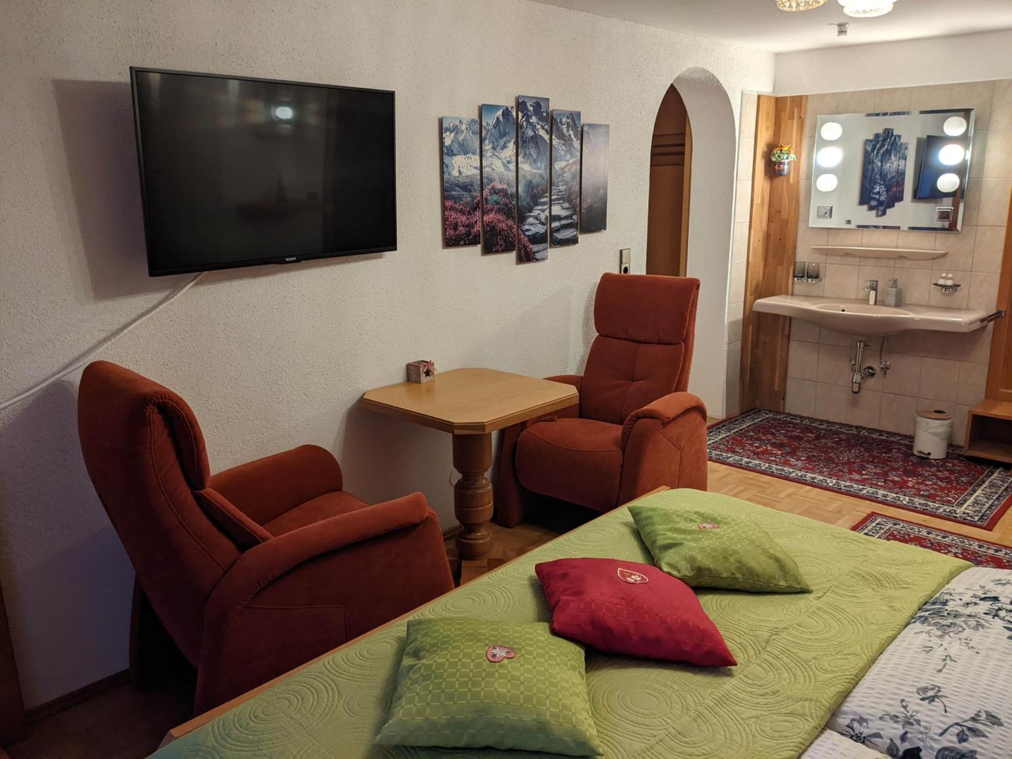 Montahaus Retro Apartments Vandans Ngoại thất bức ảnh